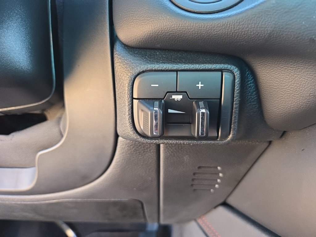 Used 2024 Dodge Durango GT AWD/4WD image 15