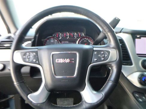 Used 2016 GMC Yukon SLT w/ Open Road Package AWD/4WD image 13