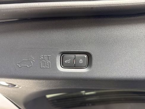 New 2025 Lincoln Navigator Reserve w/ Jet Appearance Package image 30