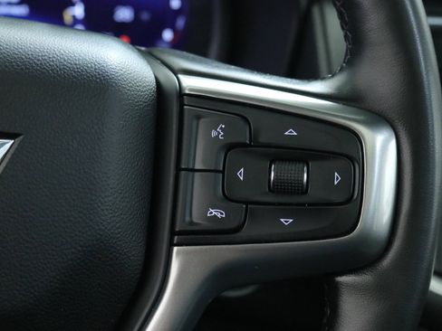 Used 2023 Chevrolet Suburban Z71 w/ Luxury Package image 15