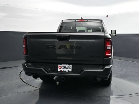 New 2026 RAM 1500 4x4 Crew Cab image 8