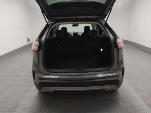 Used 2023 Ford Edge SEL image 29