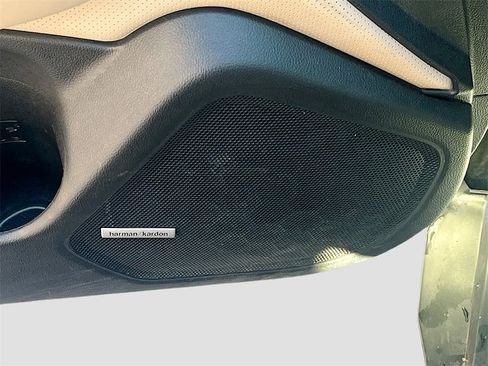 Used 2015 Subaru Outback 2.5i Limited image 19