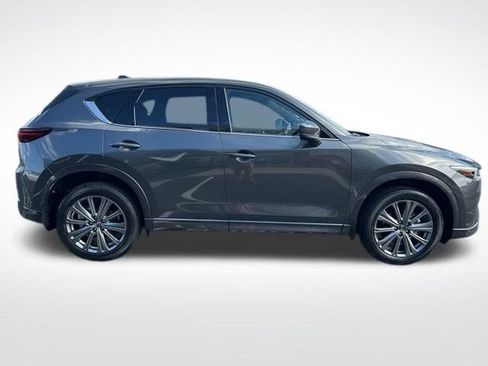 New 2025 MAZDA CX-5 Signature image 7