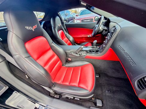 Used 2010 Chevrolet Corvette Convertible w/ Preferred Equipment Group image 20