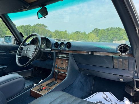 Used 1989 Mercedes-Benz 560 SL image 16
