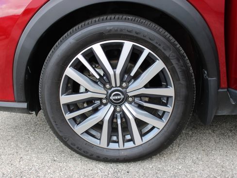 Certified 2024 Nissan Kicks SV image 28