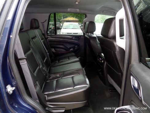 Used 2017 GMC Yukon SLT image 31