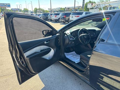 Used 2015 Dodge Dart SXT FWD image 14