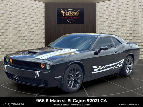 Used 2022 Dodge Challenger GT w/ Blacktop Package RWD image 1