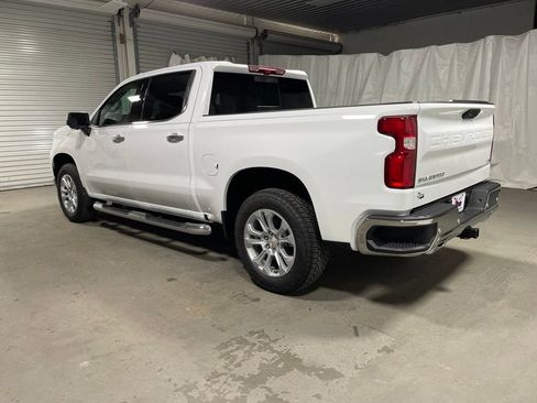 New 2026 Chevrolet Silverado 1500 LTZ w/ LTZ Premium Package AWD/4WD image 5