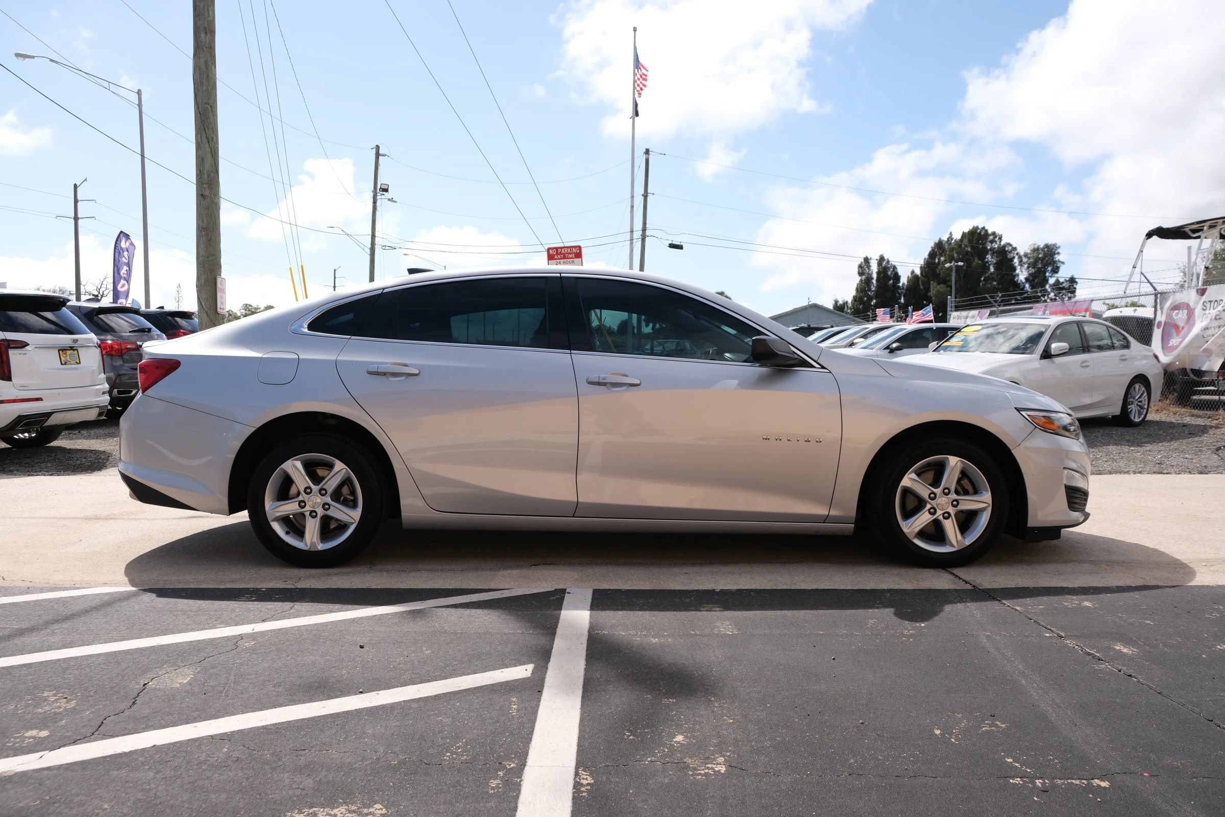 Used 2019 Chevrolet Malibu LS FWD image 4