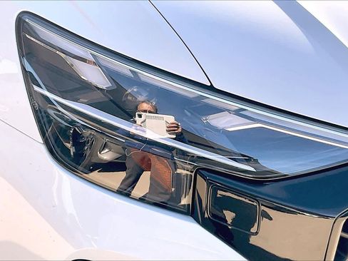 New 2026 Audi Q8 Premium Plus image 13