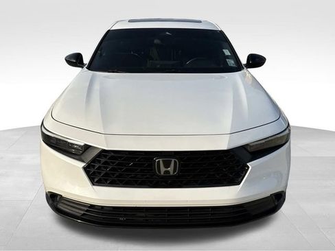 Used 2023 Honda Accord Sport image 2