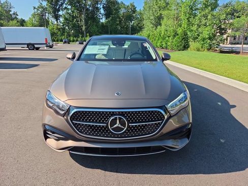 New 2027 Mercedes-Benz E 450 4MATIC Sedan image 8