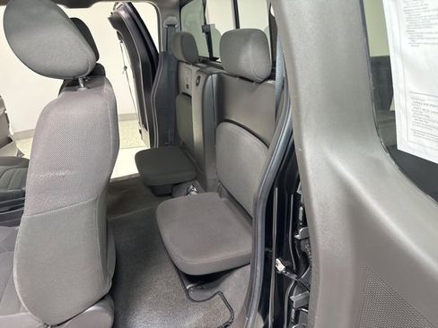 Used 2008 Nissan Frontier SE w/ Power Pkg image 19