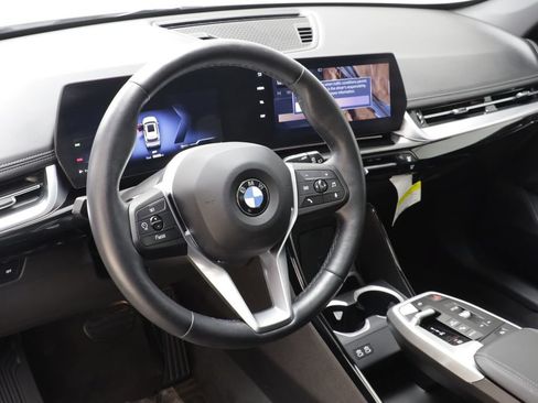 Used 2026 BMW X1 xDrive28i AWD/4WD image 7