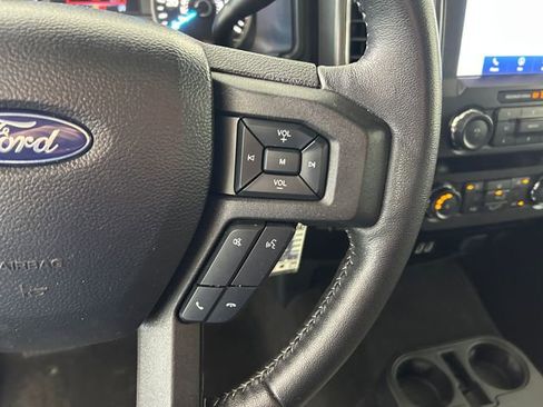 Used 2020 Ford F150 XLT w/ Equipment Group 302A Luxury AWD/4WD image 17