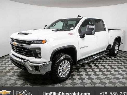 Certified 2024 Chevrolet Silverado 2500 LT AWD/4WD image 22