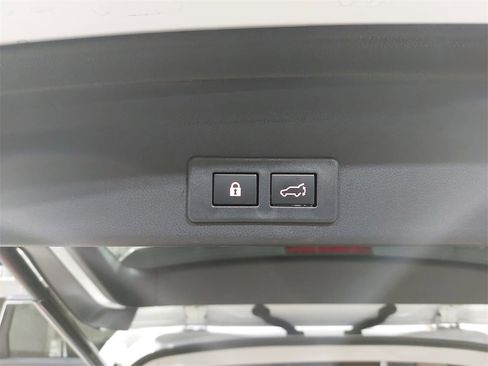 Used 2023 Subaru Ascent Limited image 14