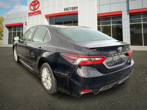 Used 2024 Toyota Camry SE FWD image 5