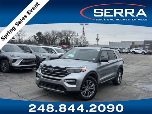 Used 2022 Ford Explorer XLT w/ Equipment Group 202A image 1