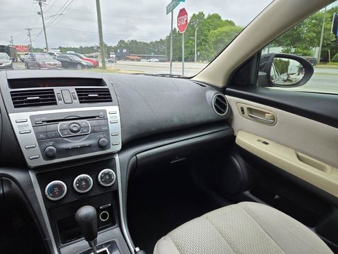 Used 2011 MAZDA MAZDA6 i Sport FWD image 17
