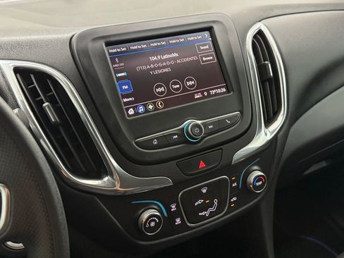 Used 2020 Chevrolet Equinox LT image 28