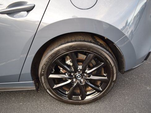 Used 2022 MAZDA MAZDA3 s FWD image 7