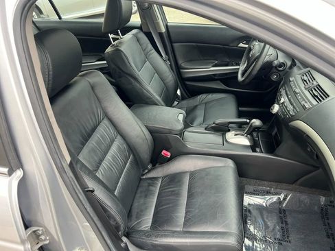 Used 2009 Honda Accord EX-L image 32