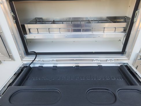 New 2025 Chevrolet Express 3500 w/ Power Convenience Package image 35