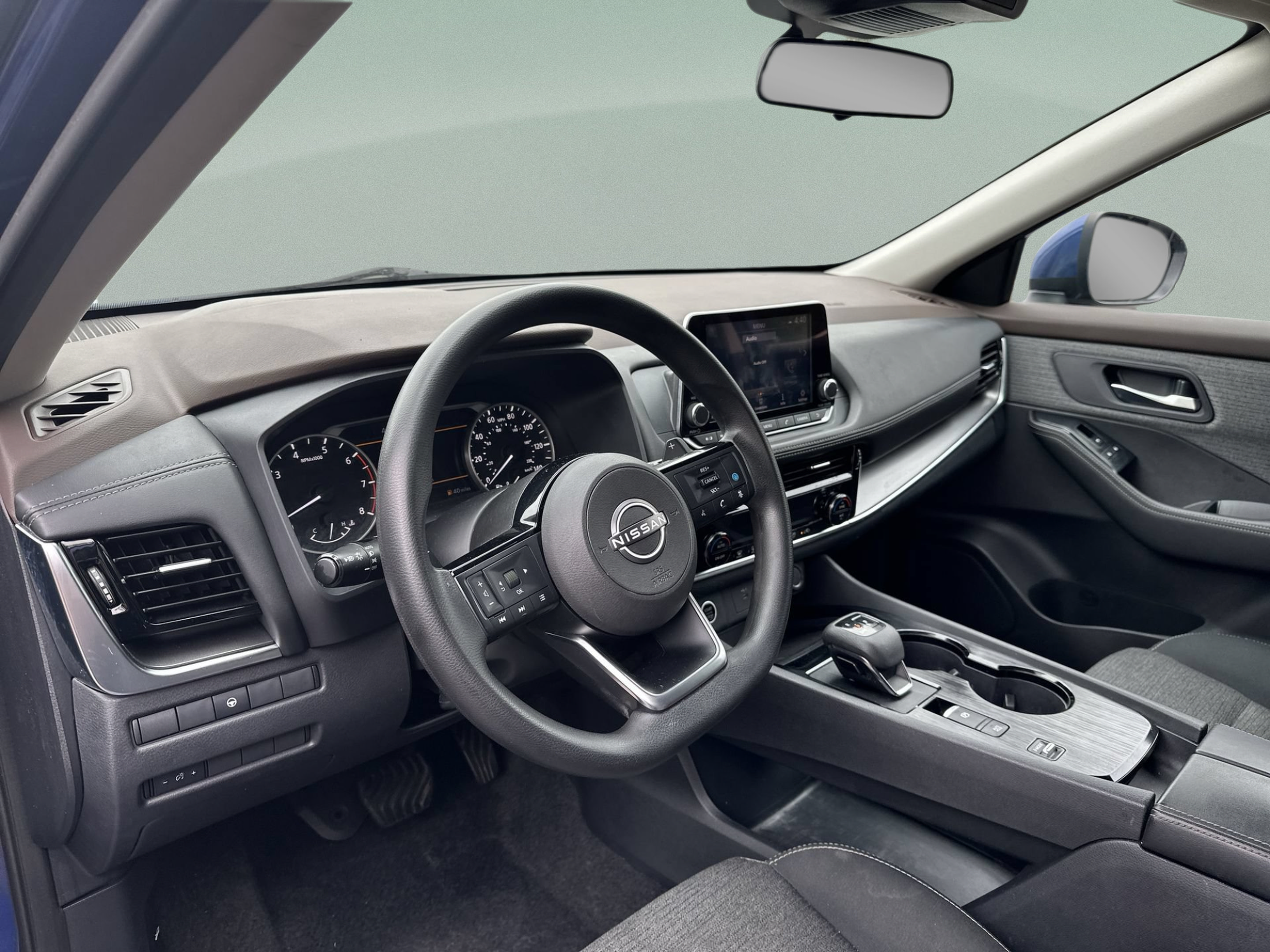 Used 2022 Nissan Rogue SV FWD image 24
