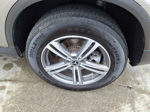 Used 2020 Mercedes-Benz GLC 300 image 13