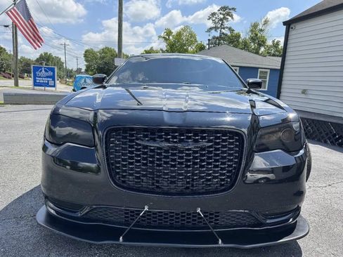 Used 2015 Chrysler 300 S RWD image 2