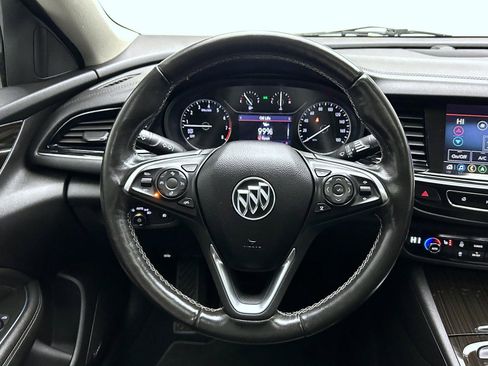 Used 2018 Buick Regal Essence w/ Driver Confidence Package #1 image 12