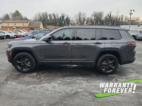 Used 2022 Jeep Grand Cherokee L Laredo image 4