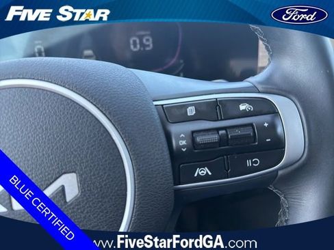 Used 2024 Kia Sportage EX FWD image 19