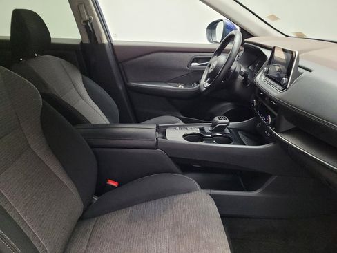 Used 2023 Nissan Rogue SV image 21
