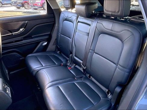 Used 2022 Lincoln Corsair AWD w/ Premium Package image 23