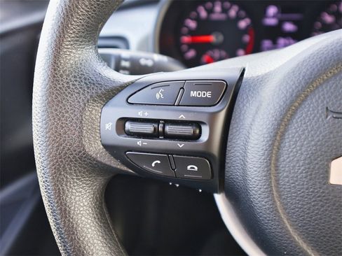 Used 2023 Kia Rio S image 22