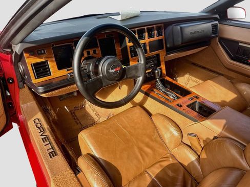 Used 1989 Chevrolet Corvette Convertible RWD image 9