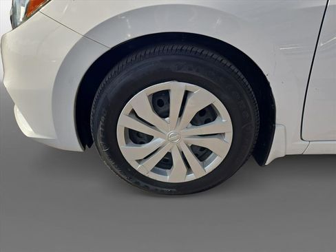 Used 2021 Nissan Versa S image 9