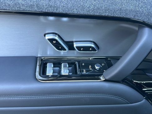 New 2025 Land Rover Range Rover Sport SE AWD/4WD image 13