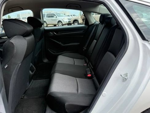 Used 2021 Honda Accord Hybrid image 16