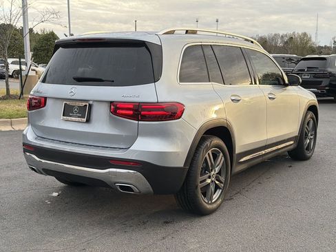 Used 2026 Mercedes-Benz GLB 250 4MATIC image 5