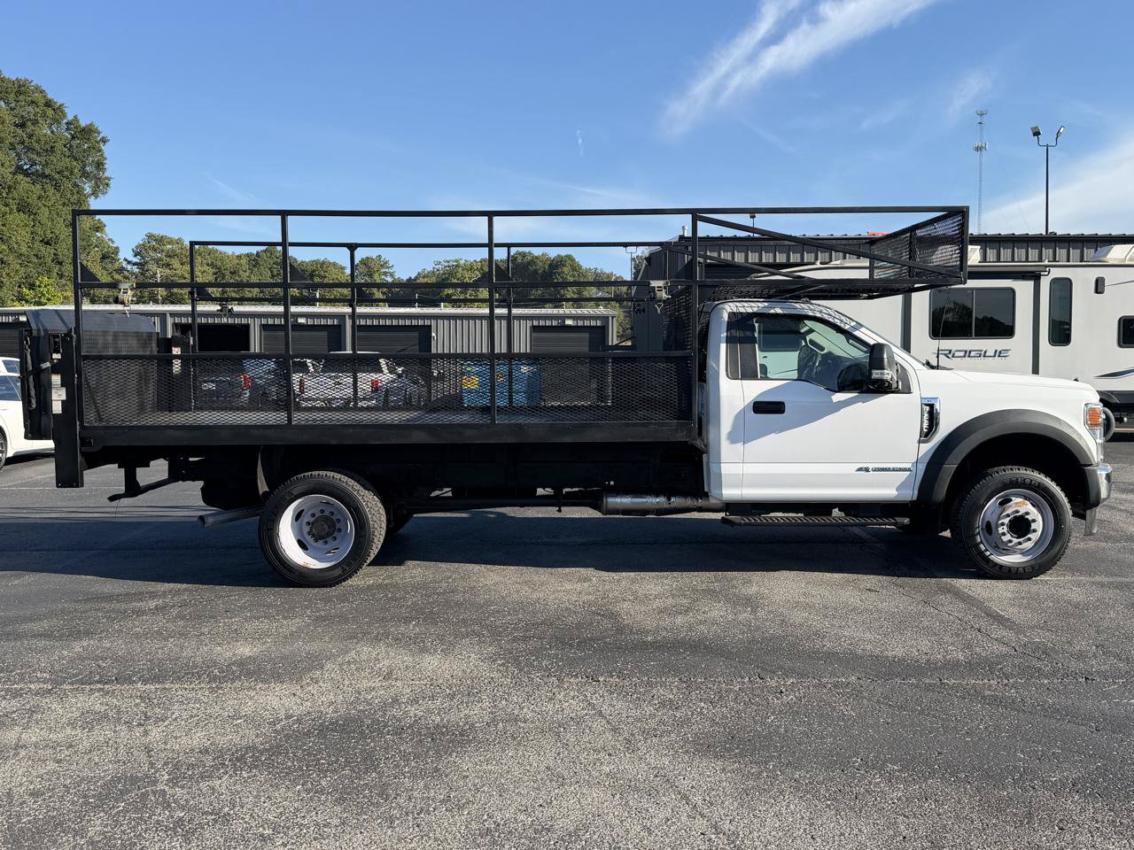 Used 2022 Ford F550 2WD Regular Cab Super Duty image 5