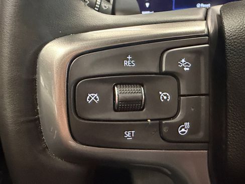 Used 2025 Chevrolet Silverado 1500 LTZ AWD/4WD image 35