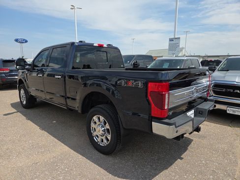 Used 2022 Ford F250 King Ranch w/ King Ranch Ultimate Package AWD/4WD image 3