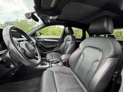 Used 2017 Audi Q3 2.0T Prestige w/ Prestige Package image 21