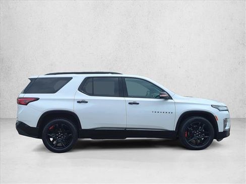 Used 2023 Chevrolet Traverse Premier w/ Redline Edition AWD/4WD image 4